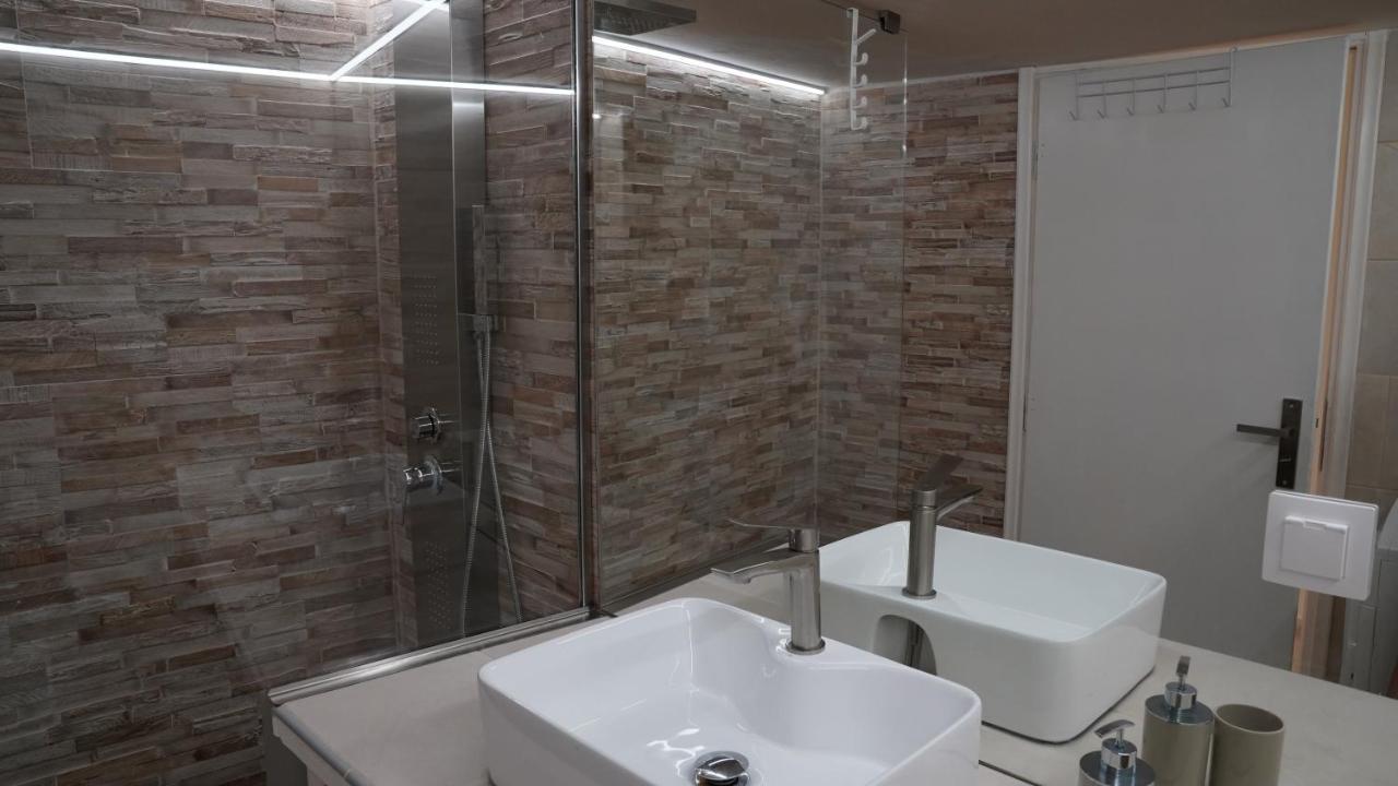 Km Beach View Apartment 하니아 외부 사진